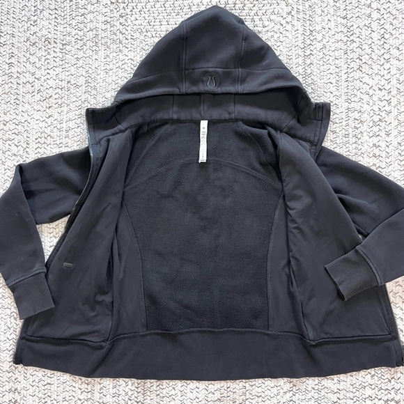 Lululemon Scuba Hoodie Light Cotton Zip Up Fleece in Black Size 8 - Picture 4 of 9